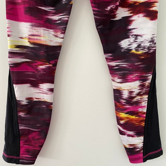 Lululemon Full-On Luxtreme Pace Tight - Picture 13 of 13